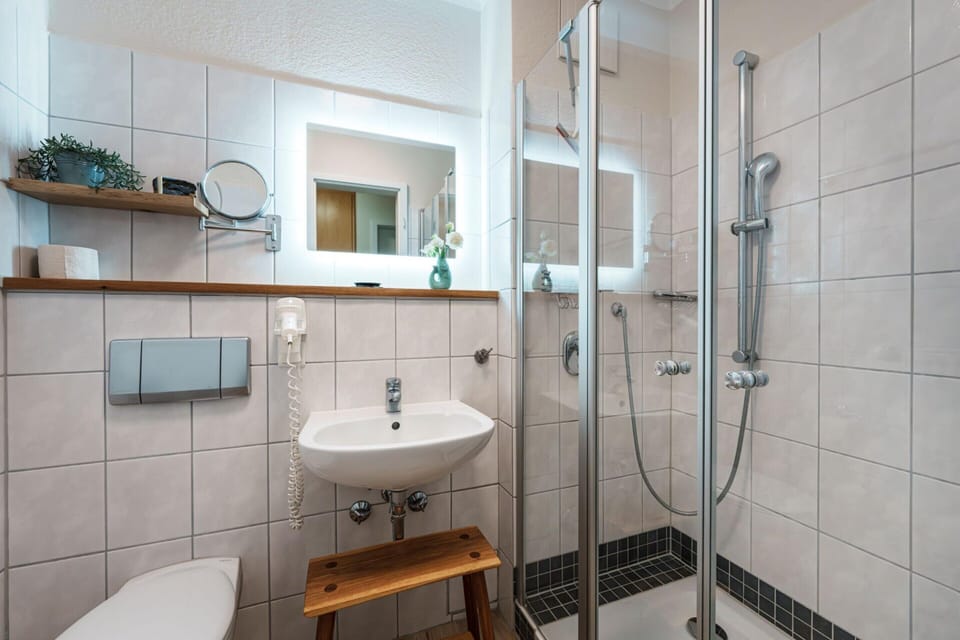 Apartment | Bathroom | Towels
