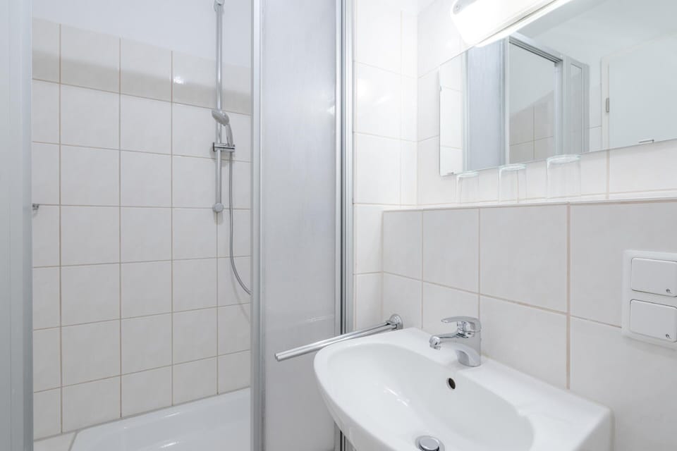 Lichtdurchflutete Ferienwohnung mit Balkon in Sudostlage in Sellin Apartment in Sellin