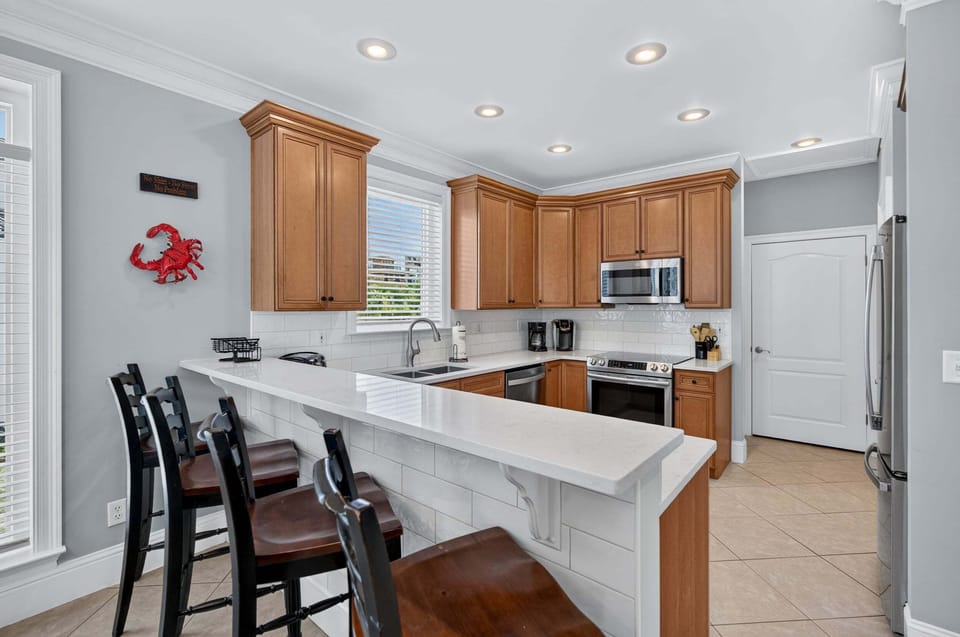 Sea Breeze - Dunes of Destin - Kitchen