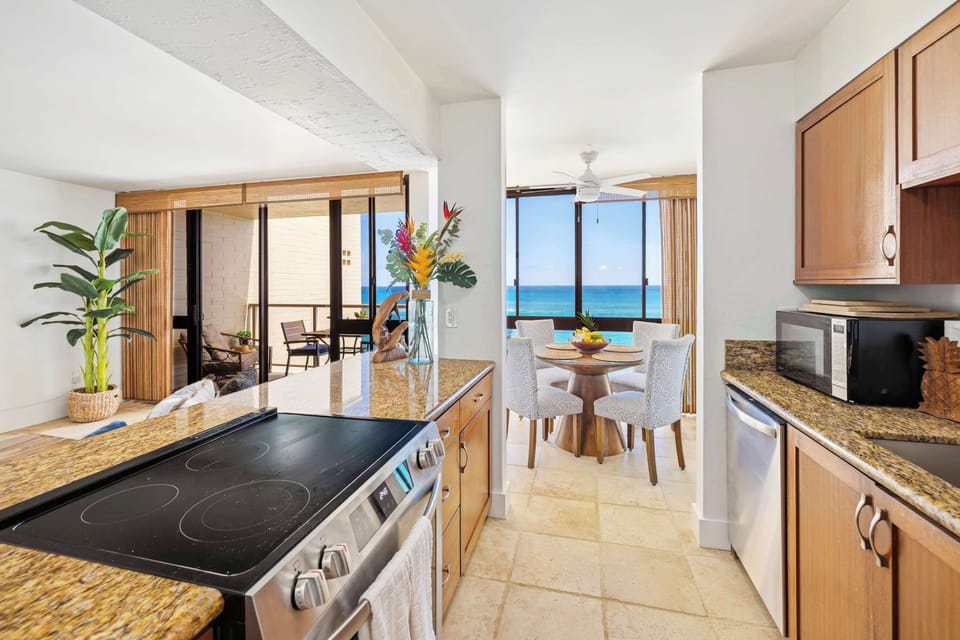 Kitchen & Dining Room