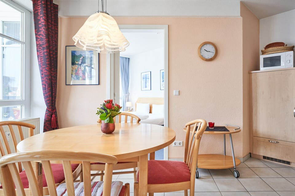 Apartment | Dining