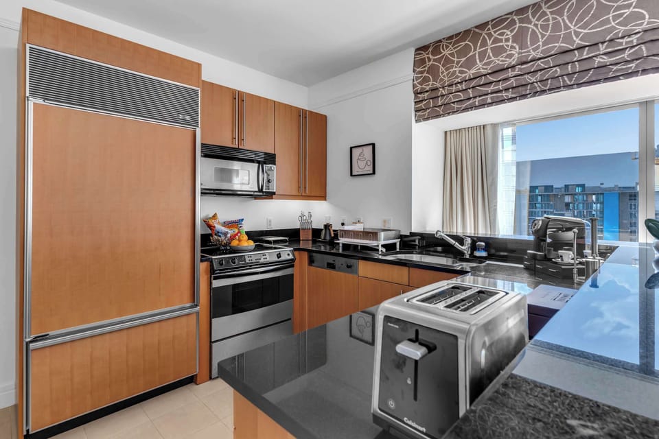 The sleek kitchen is well equipped for an unforgettable getaway​