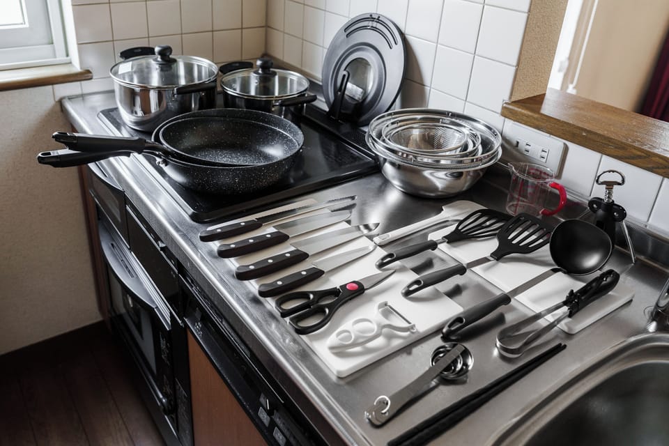 Apartment | Private kitchen | Coffee/tea maker, fridge, microwave, stovetop