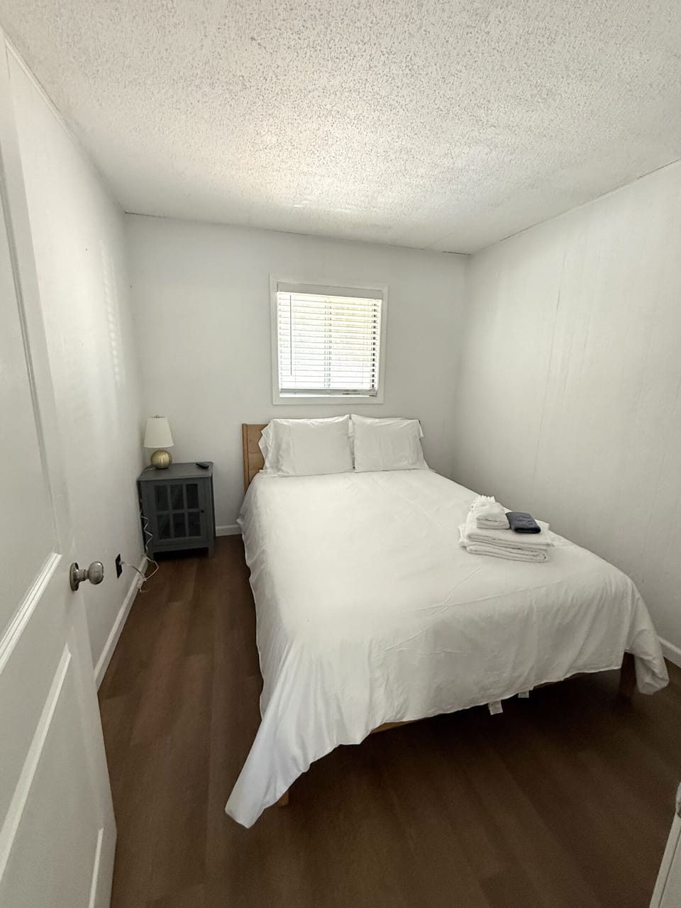Bedroom #1 - queen bed