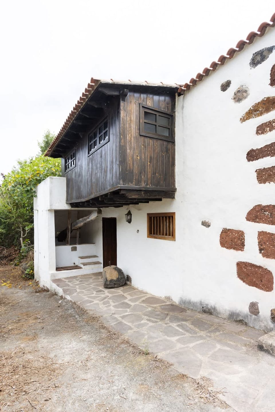House | 5 bedrooms, high-speed internet