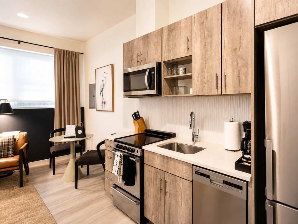 Roami at Zuni, the newest aparthotel in Denver Lohi!