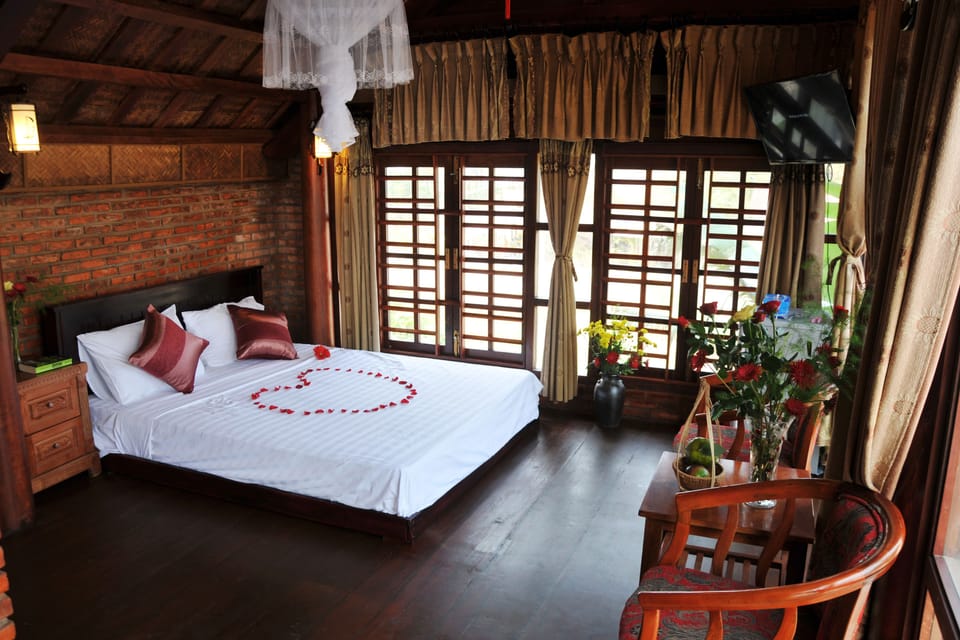 Deluxe Double Room, Balcony | Minibar, free cribs/infant beds, free WiFi, bed sheets