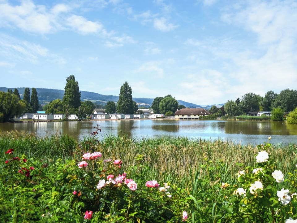 Surrounding area | Lakeside Crescent 19, Minehead