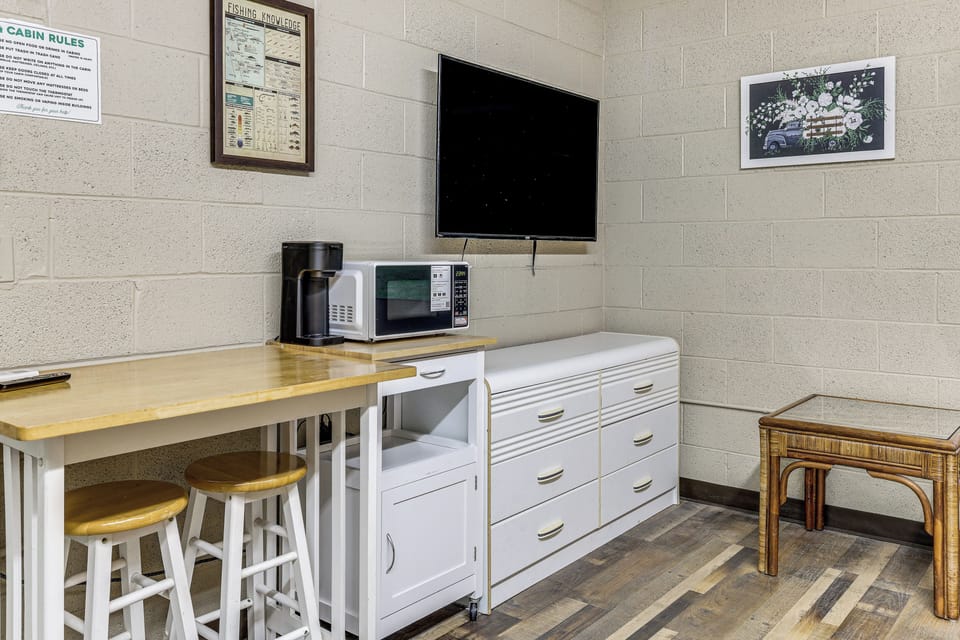 Smart TV | Microwave | Keurig Coffee Maker