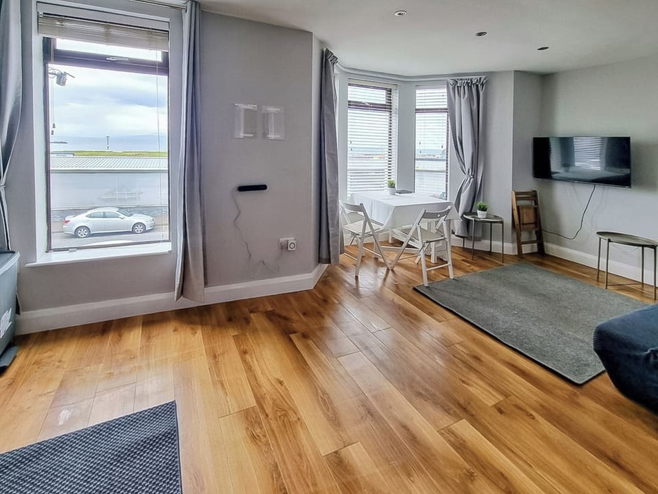 Open plan living space | No.3 Golf Park Apartments - Portrush By The Sea, Portrush