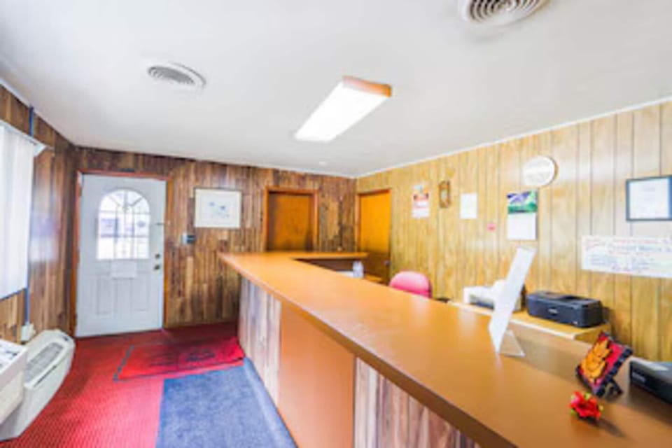 Entrance / Reception