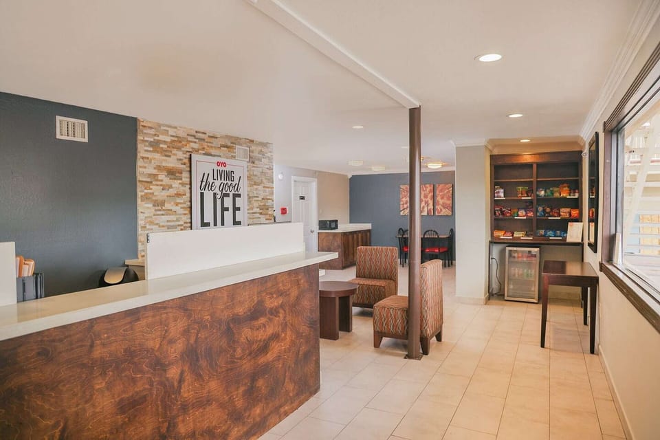 Entrance / Reception