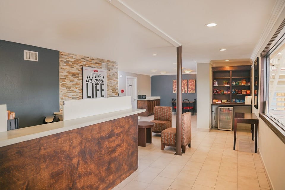 Entrance / Reception