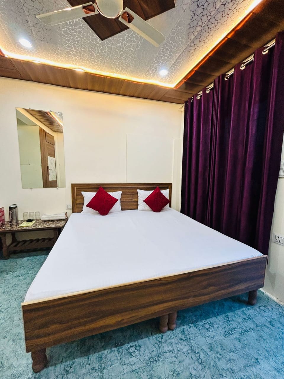 Triple Room | Rollaway beds (surcharge), bed sheets