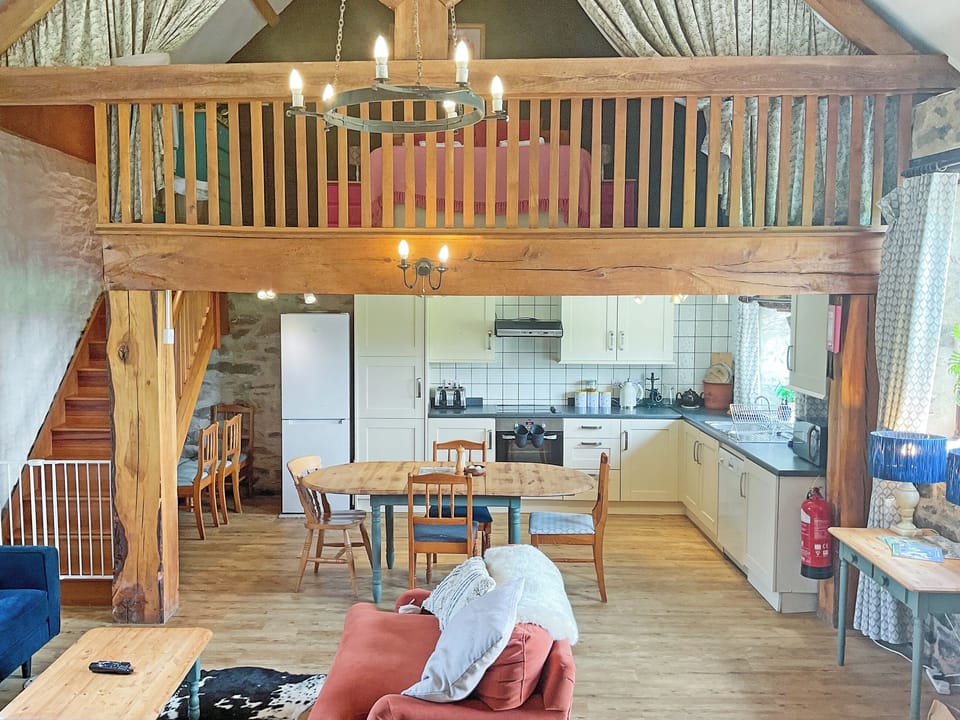 Open plan living space | Kiri - West Hollowcombe Farm, Dulverton