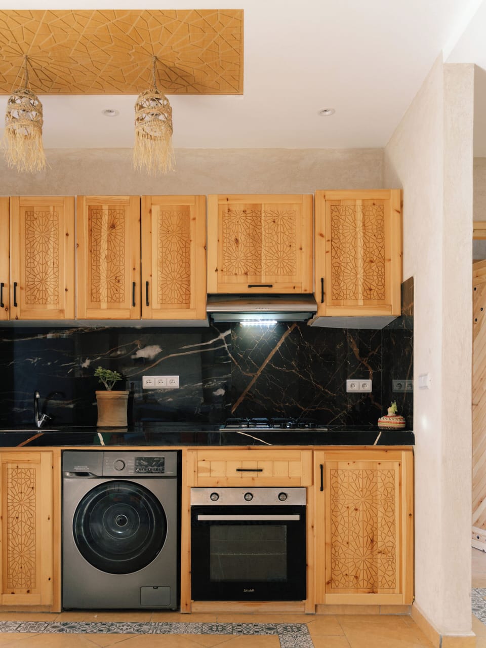 Comfort Apartment, 2 Bedrooms, Kitchen | Private kitchen | Shared fridge