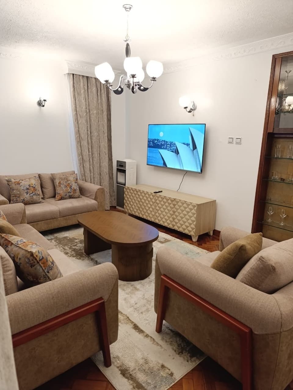 Comfort Apartment, Balcony, City View | Living area