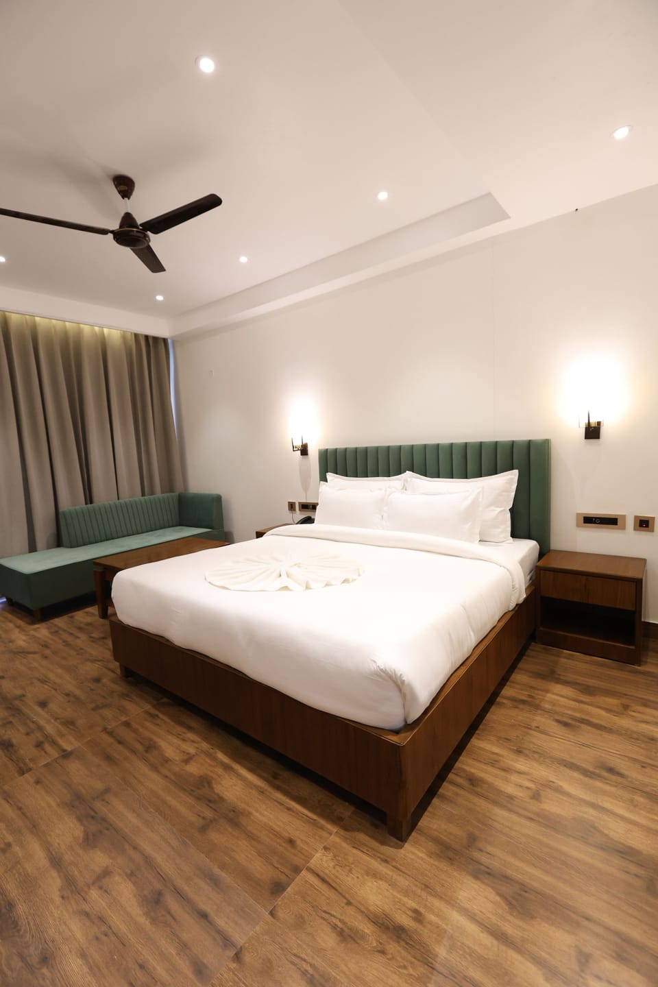 In-room safe, desk, laptop workspace, WiFi (free)