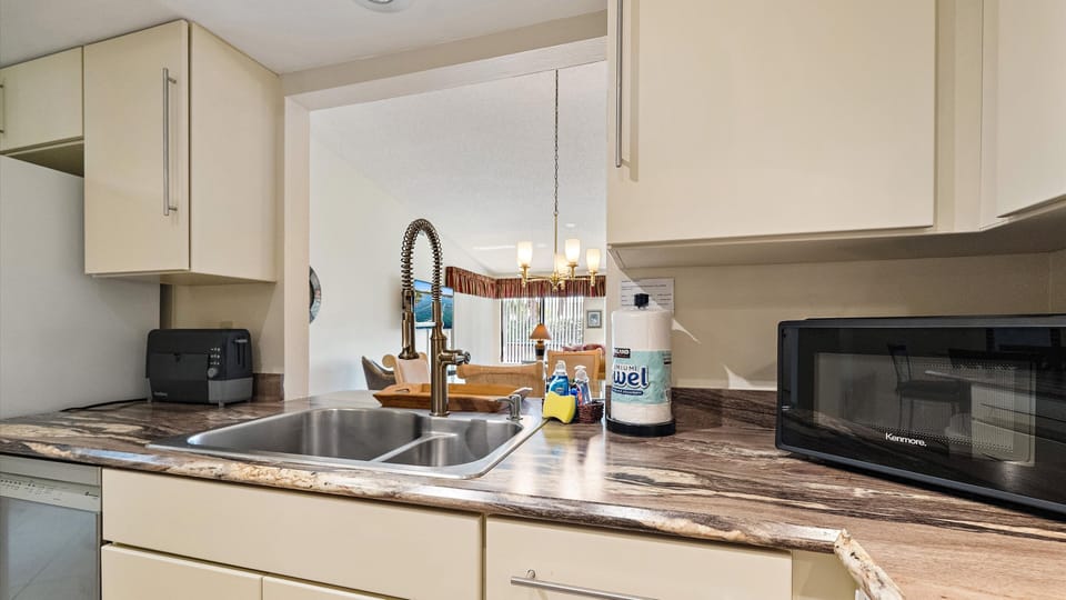 Villa, 2 Bedrooms | Private kitchen | Coffee/tea maker, fridge, oven, toaster