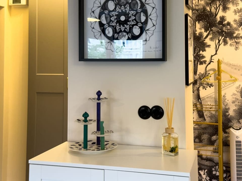 Studio for 4 Persons Near Old Town | Book Now with RENTUJEMY.COM