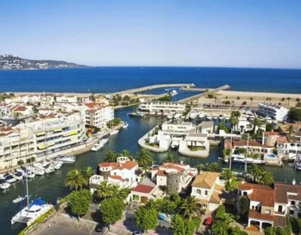 Marina