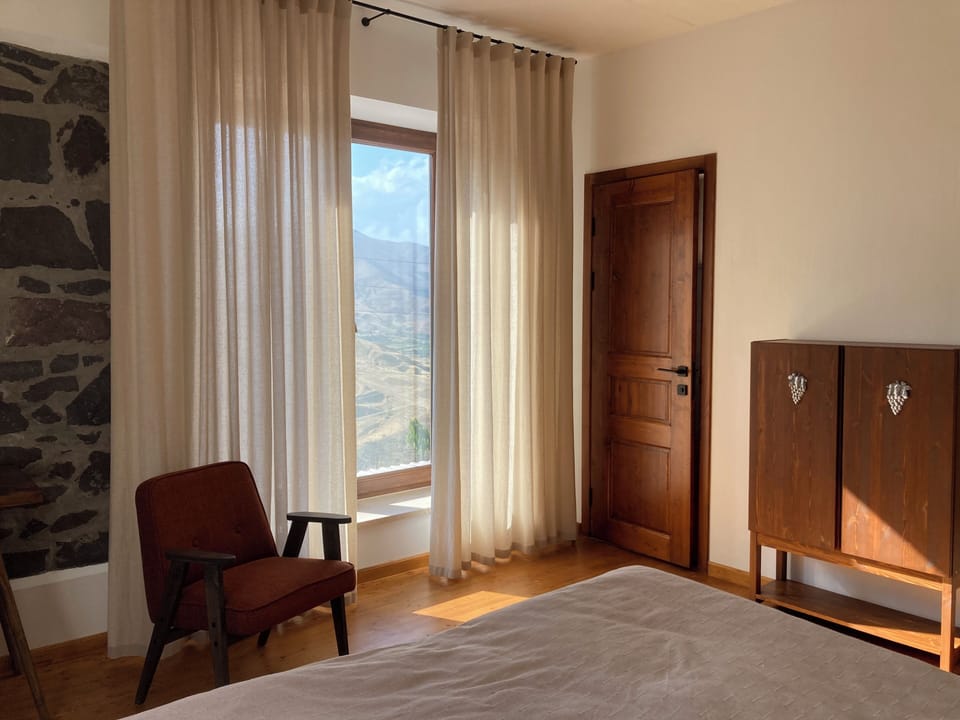 Double Room, Courtyard View | WiFi (free)