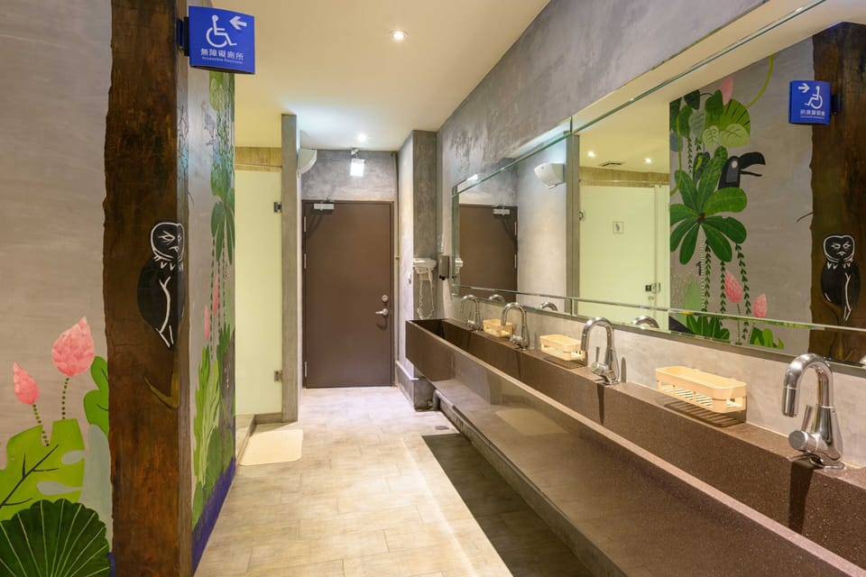 Shower, hair dryer, slippers, shampoo