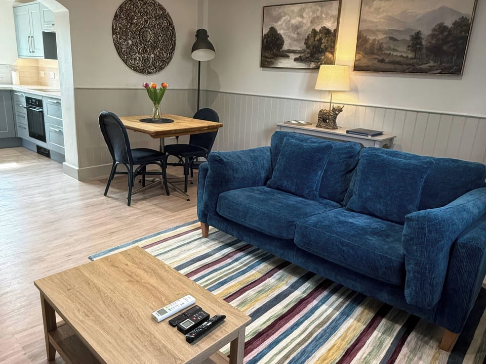 Cottage | Living area