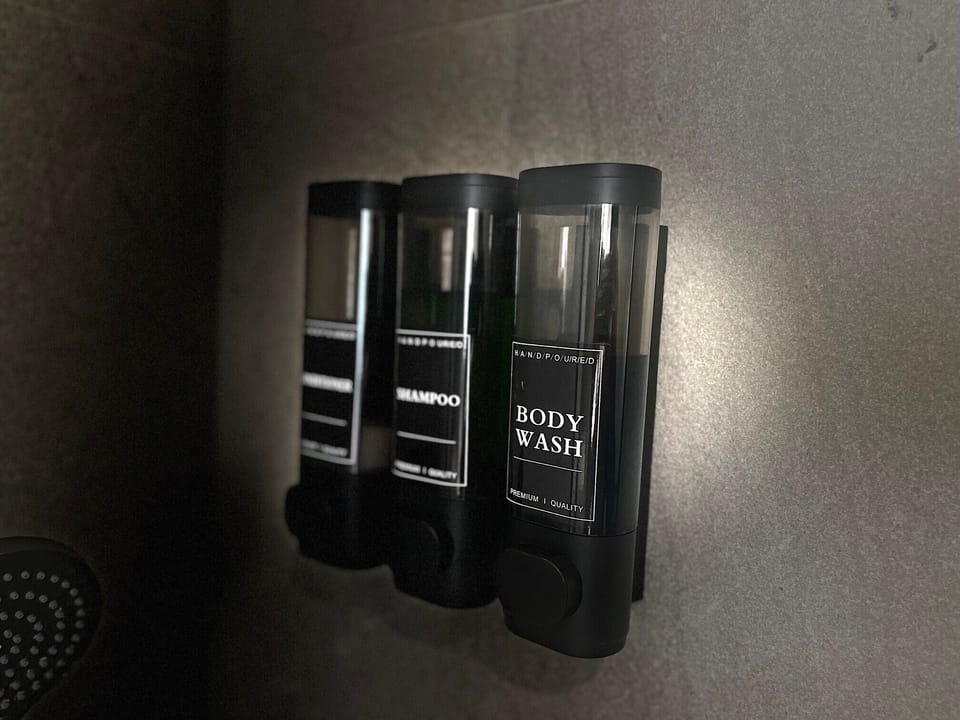 Bathroom amenities