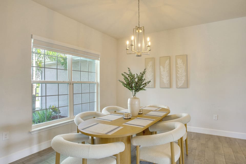 House (4 Bedrooms) | Interior