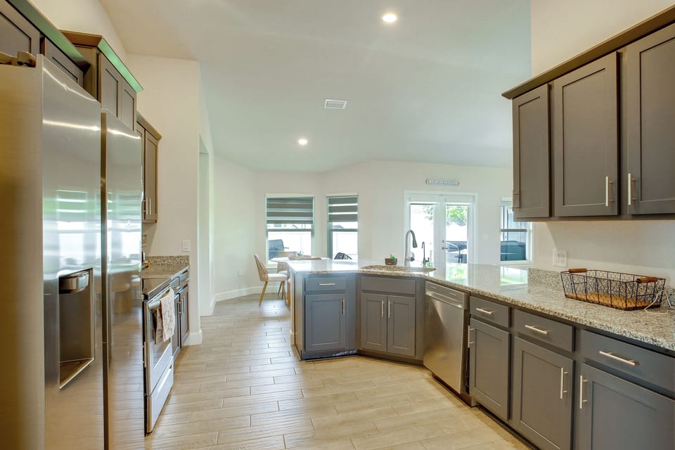 House (4 Bedrooms) | Interior