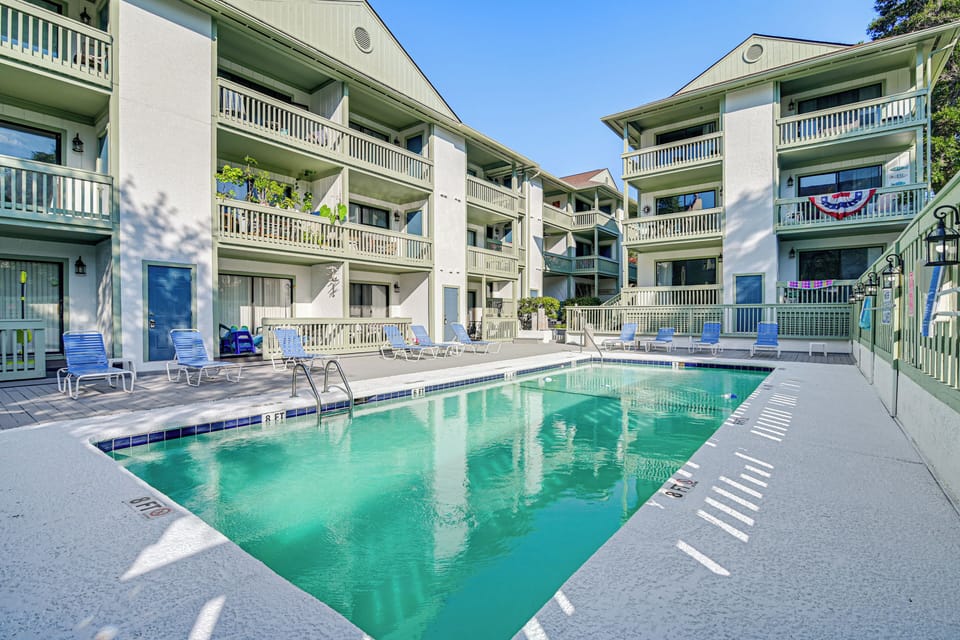 Apartment (2 Bedrooms) | Front of property