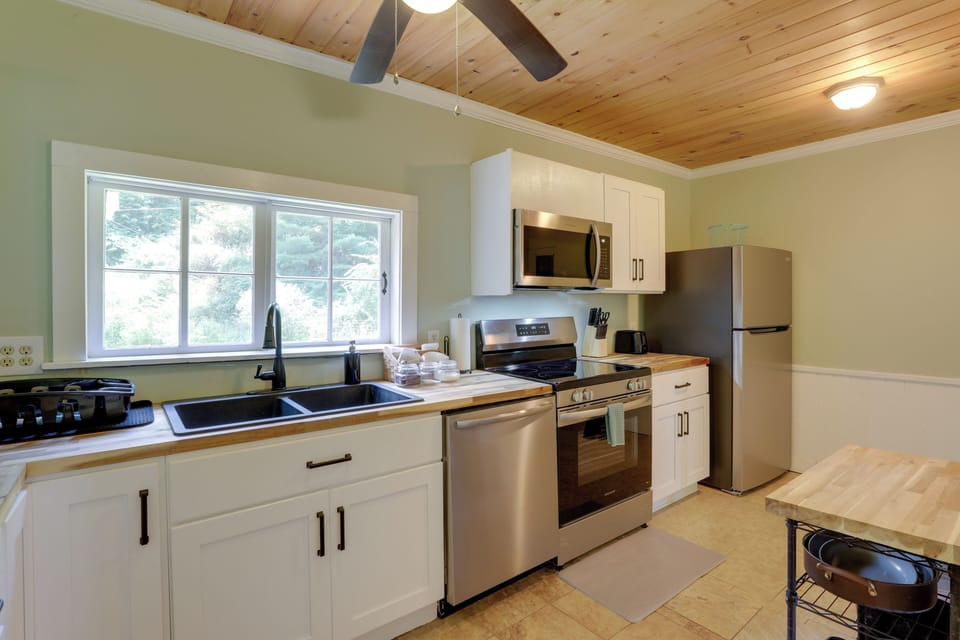 House (2 Bedrooms) | Interior