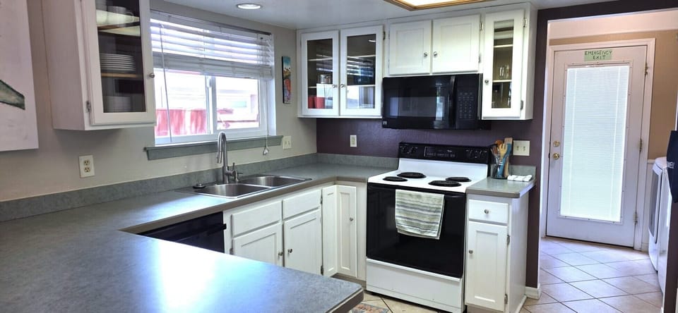 Kitchen 2