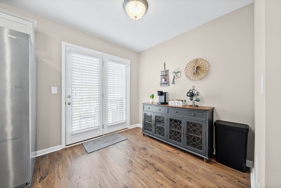 House, Multiple Beds, Fireplace, Garden View (Governors Crossing - 240) | Interior