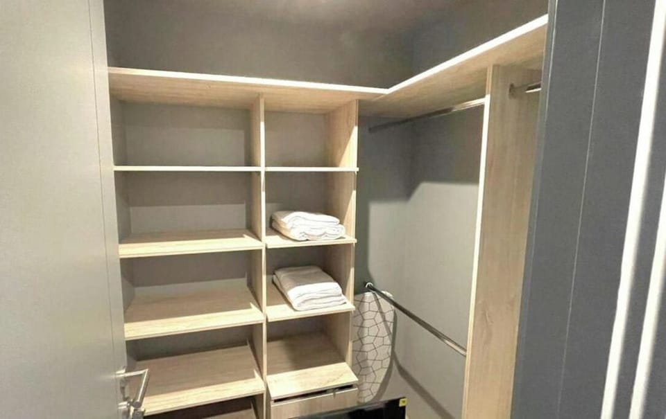Basic Apartment | Interior