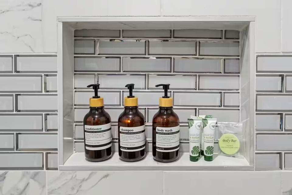 Bathroom Soap, Body Wash, Shampoo & Conditioner