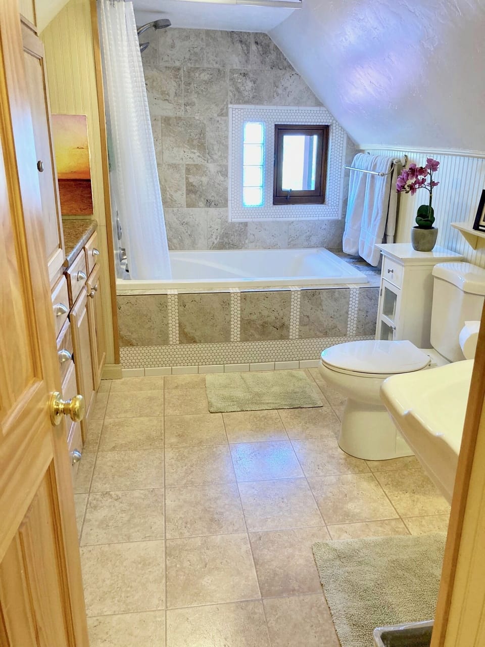 Upstairs Bathroom