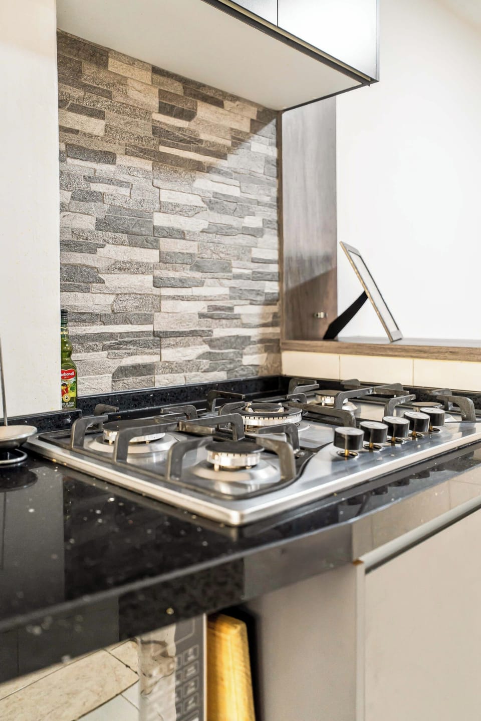 Comfort Apartment, Balcony, City View | Private kitchen