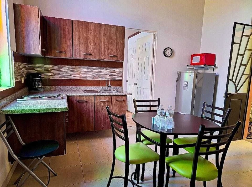 Junior Suite | Private kitchen | Coffee/tea maker