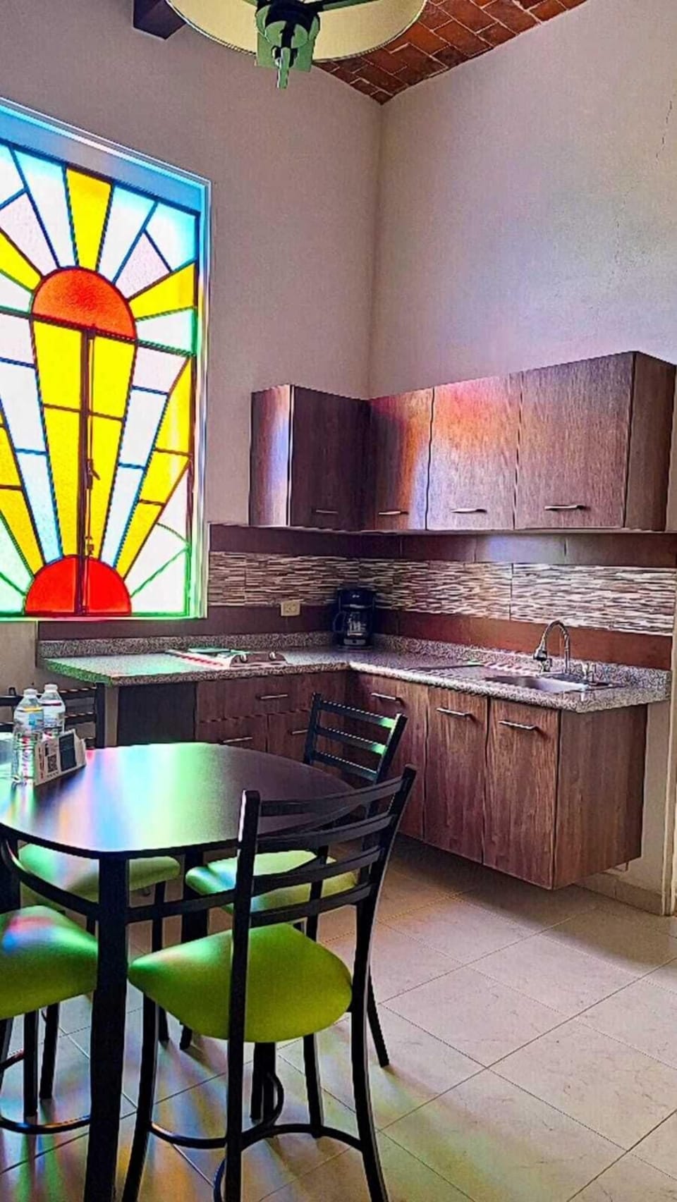 Junior Suite | Private kitchen | Coffee/tea maker