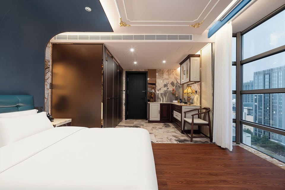 Family Twin Room, City View | Desk, laptop workspace, blackout drapes, WiFi (free)