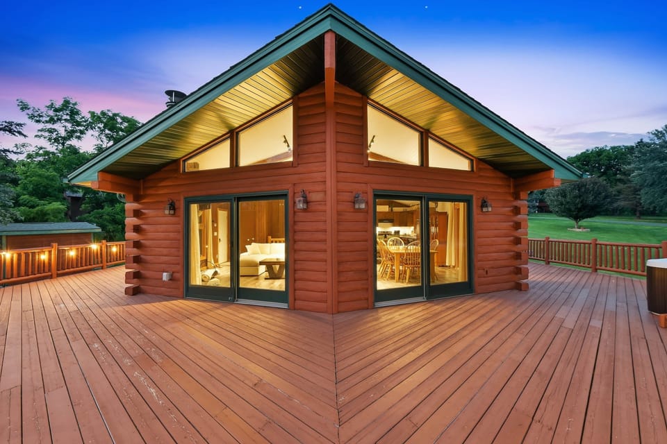 Oakmont Exterior
