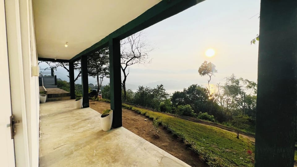 Standard Apartment, Mountain View | Property grounds