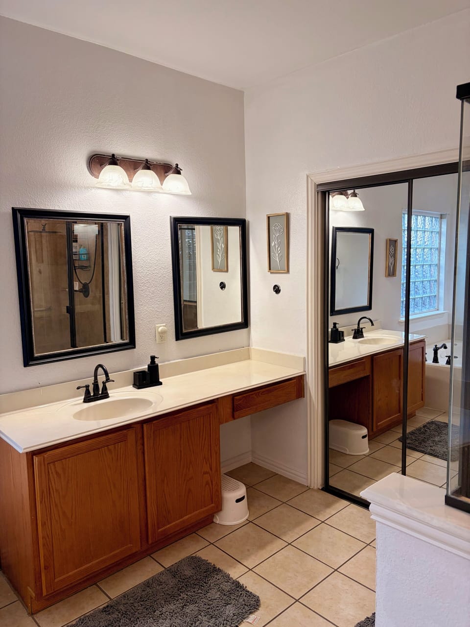 Full bathroom