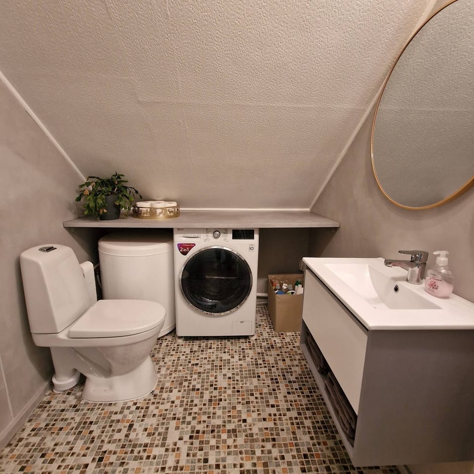 House, 2 Bedrooms | Bathroom
