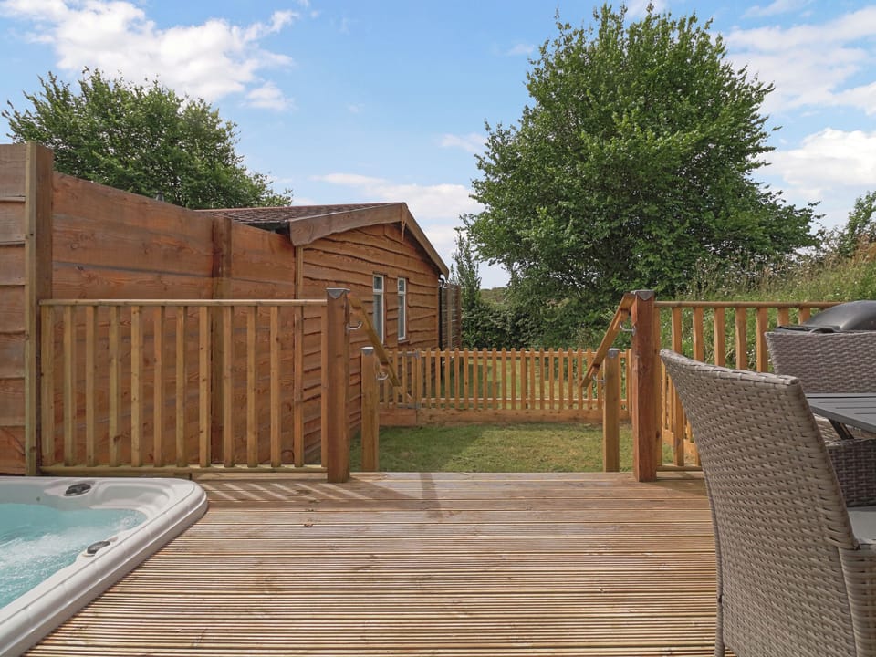 Outdoor | Cumberland - The Pig on the Hill, Westward Ho