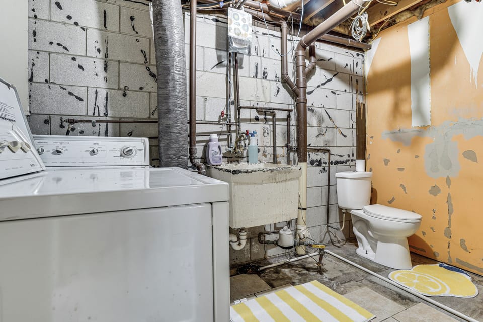 Half Bathroom | Lower Level