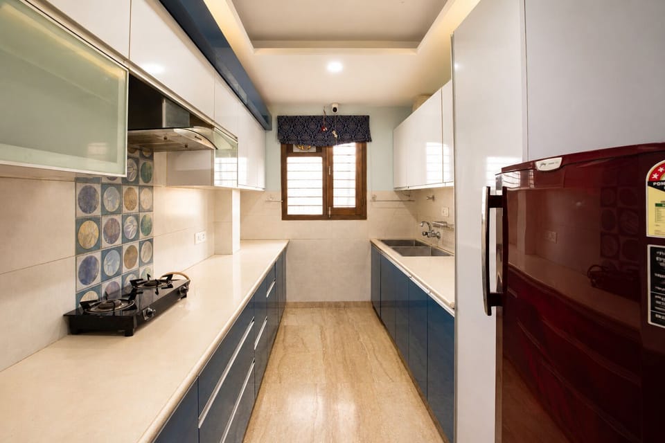 Apartment (2 Bedrooms) | Private kitchen | Microwave, blender