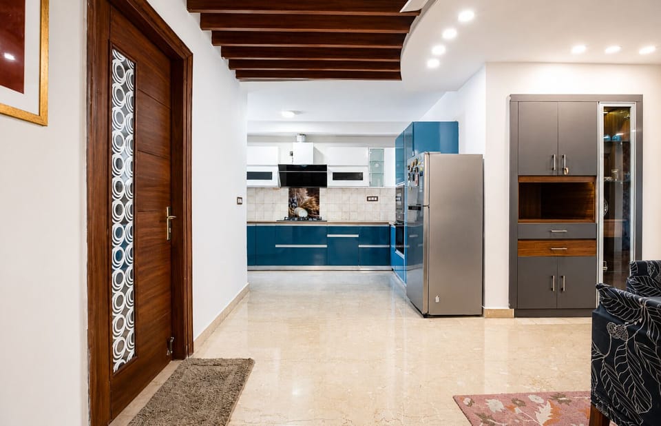 Apartment (2 Bedrooms) | Private kitchen | Microwave, oven